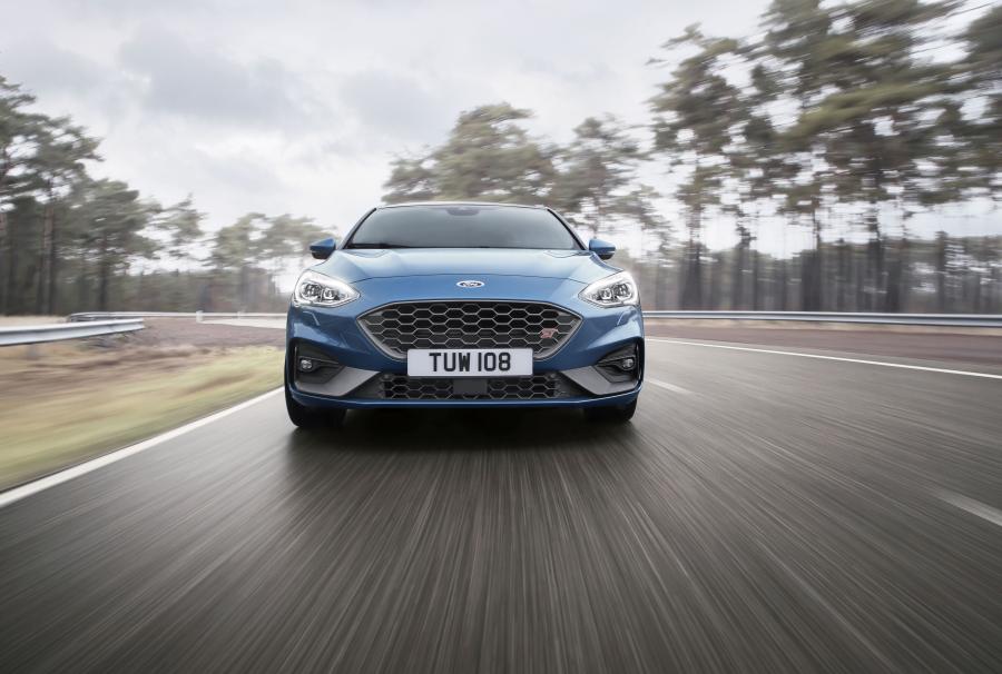  Ford Focus ST 2019 года  (WW) (фото 20 из 43)